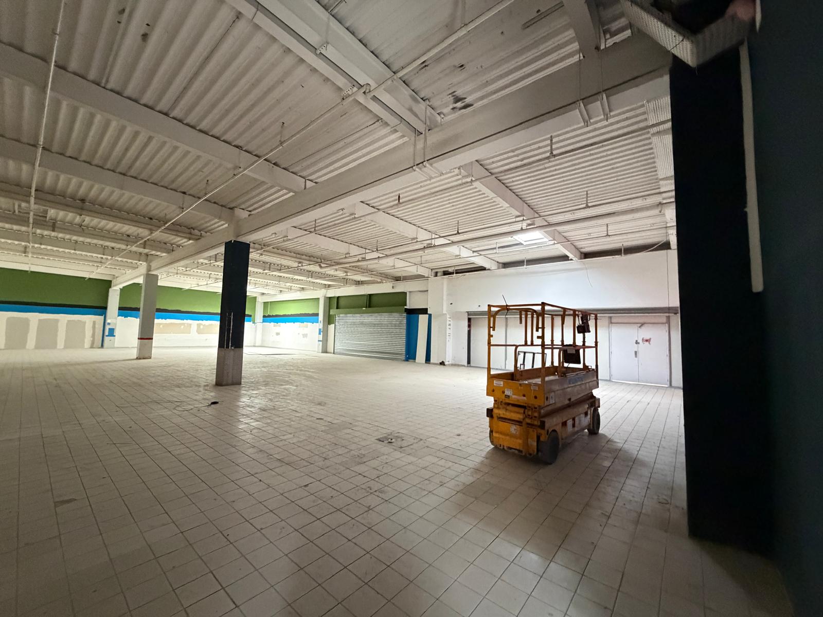 Restructuration coque dans centre commercial La Foux