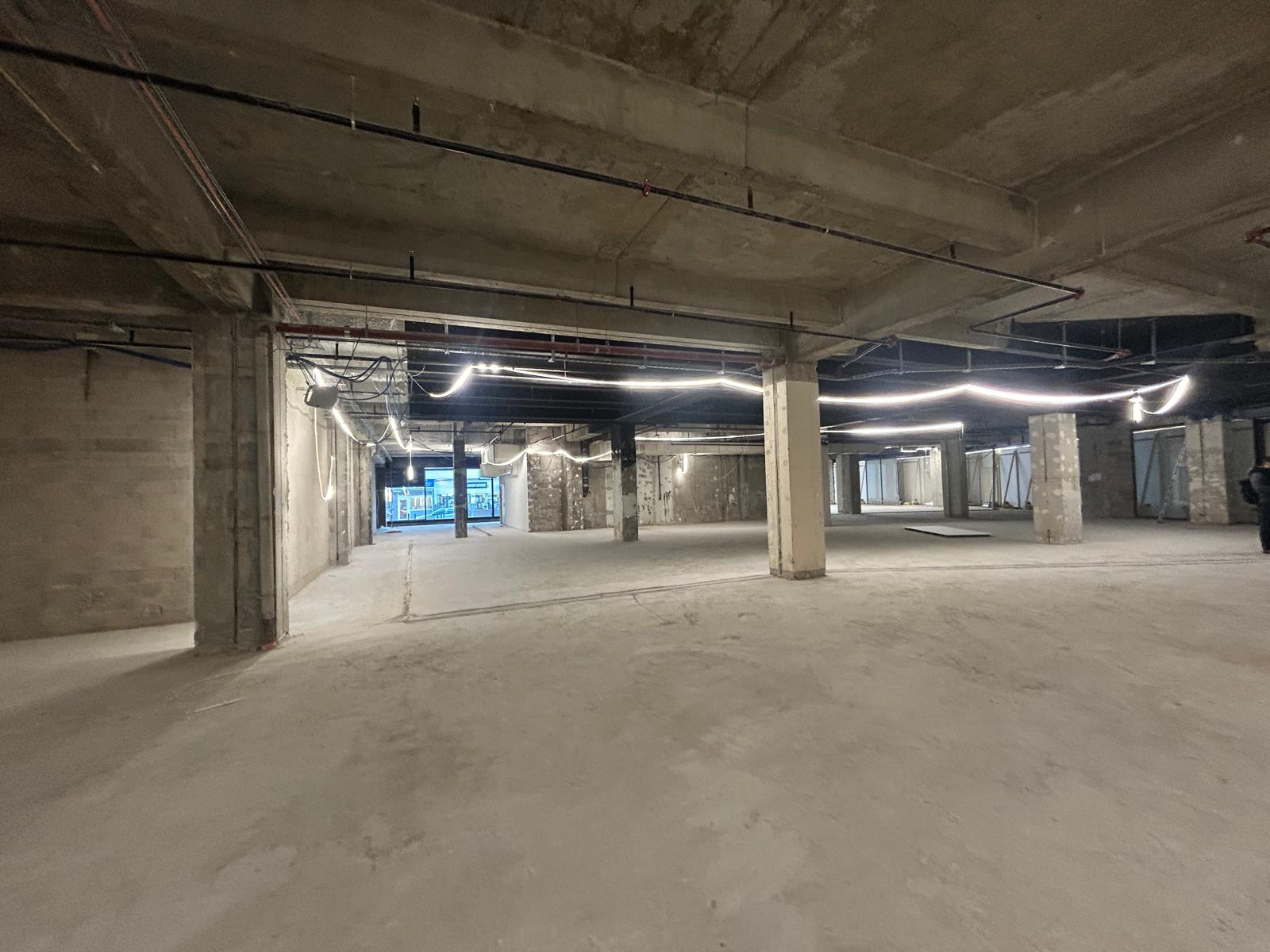 Restructuration coque dans centre commercial Bourse